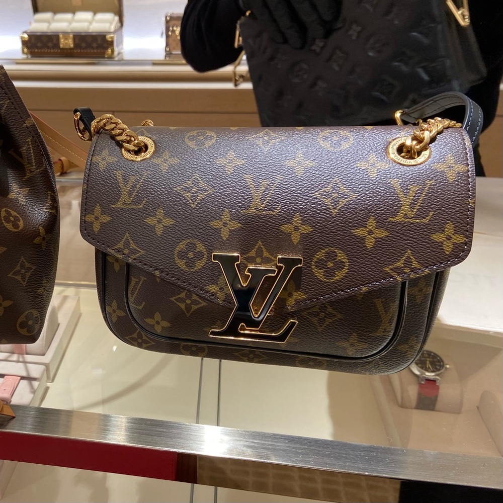 Louis Vuitton Passy Handbag
